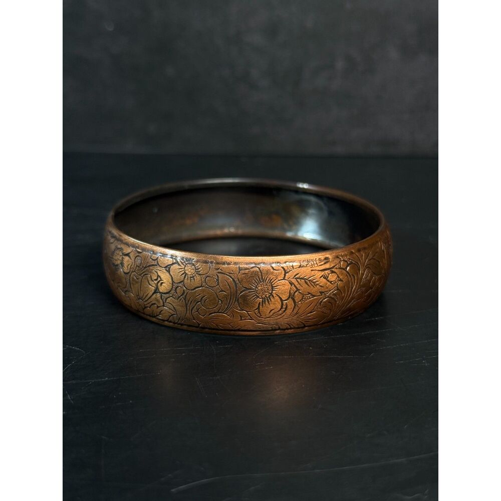 Vintage Copper Tone Floral Bangle Bracelet Size 7 Width 0.7"